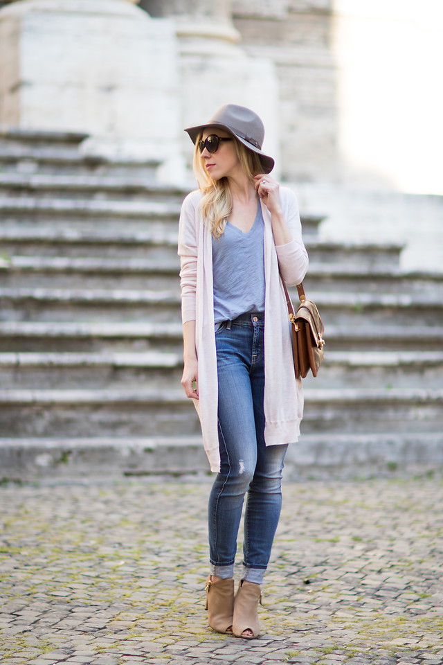 4871351_long_beige_cardigan_with_blue_tee__H_M_fedora__7FAM_high_waist_ankle_jeans__tan_suede_booties_with_cuffed_jeans__how_to_layer_for_spring